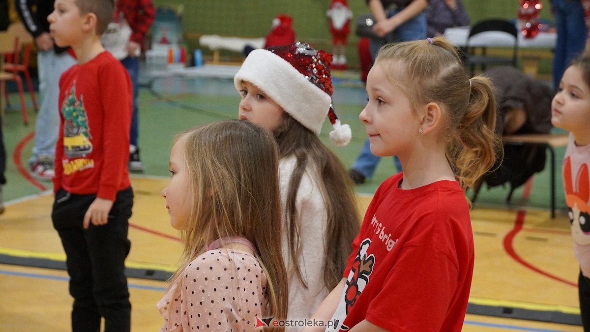 III Szkolny Kiermasz Bożonarodzeniowy w Rzekuniu [12.12.2025] - zdjęcie #68 - eOstroleka.pl