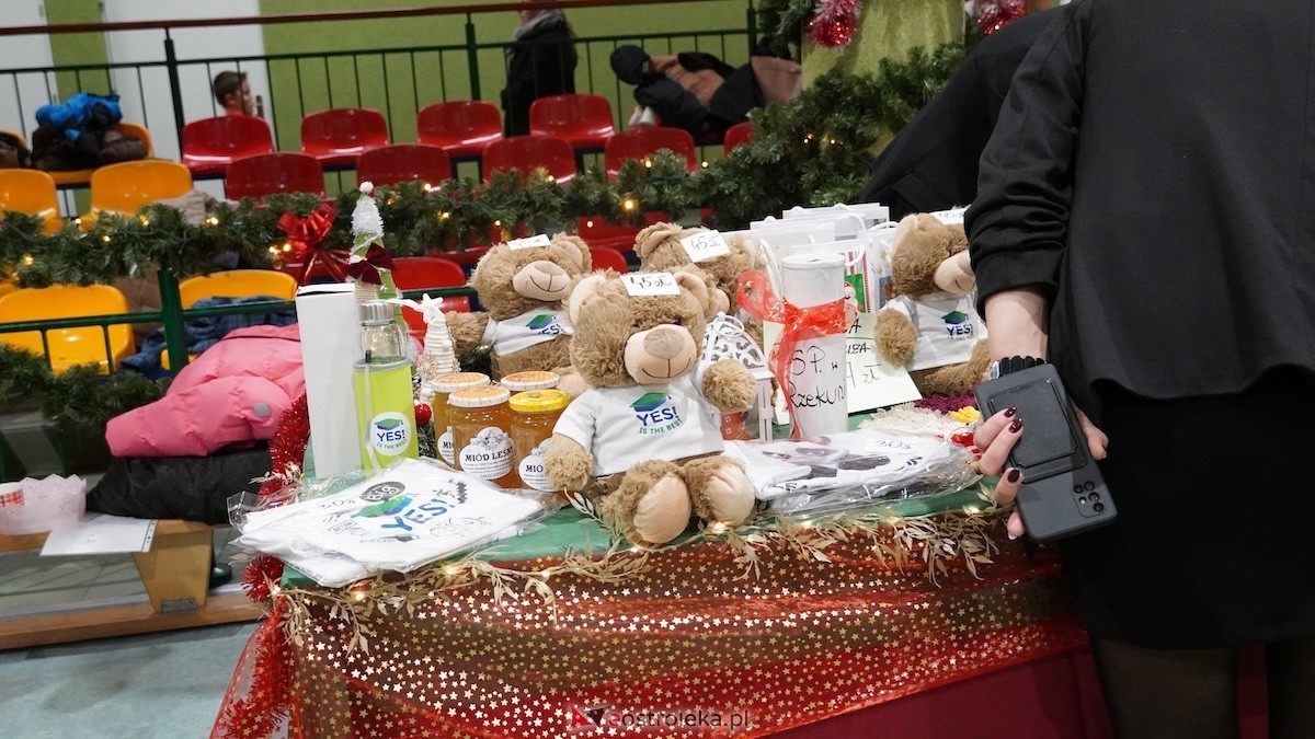III Szkolny Kiermasz Bożonarodzeniowy w Rzekuniu [12.12.2025] - zdjęcie #47 - eOstroleka.pl