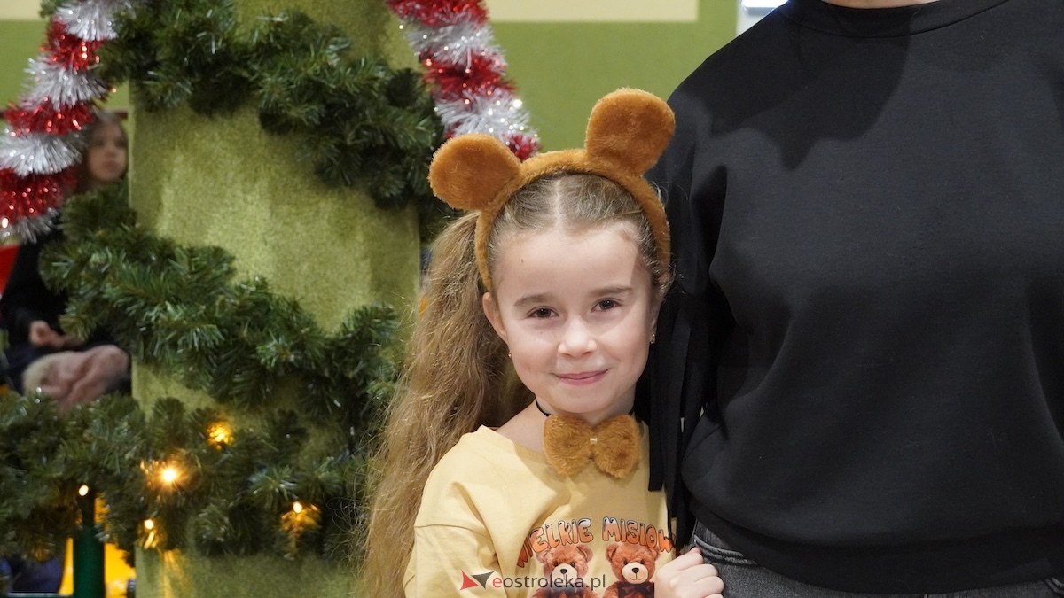 III Szkolny Kiermasz Bożonarodzeniowy w Rzekuniu [12.12.2025] - zdjęcie #16 - eOstroleka.pl