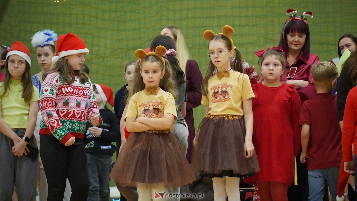III Szkolny Kiermasz Bożonarodzeniowy w Rzekuniu [12.12.2025] - zdjęcie #12 - eOstroleka.pl