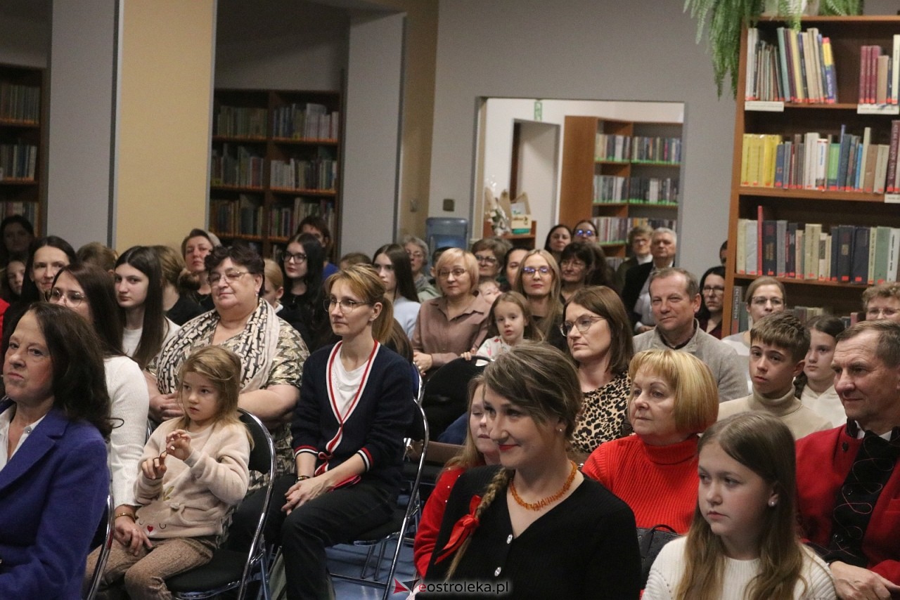 O krasnoludkach i sierotce Marysi po kurpiowsku [12.12.2025] - zdjęcie #50 - eOstroleka.pl