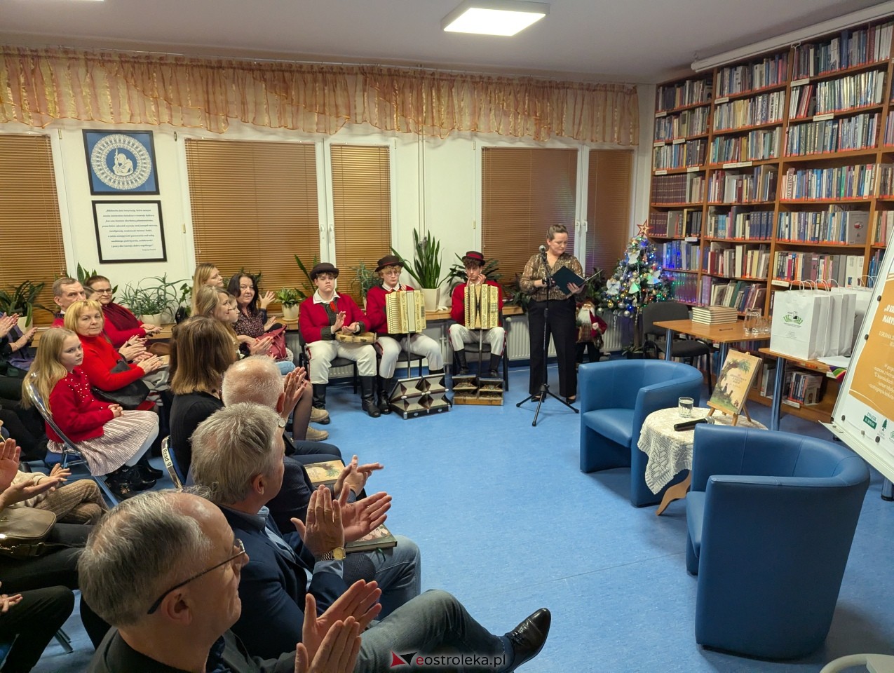 O krasnoludkach i sierotce Marysi po kurpiowsku [12.12.2025] - zdjęcie #27 - eOstroleka.pl
