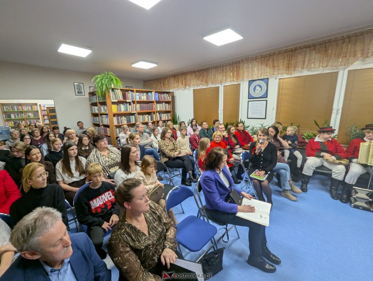 O krasnoludkach i sierotce Marysi po kurpiowsku [12.12.2025] - zdjęcie #5 - eOstroleka.pl