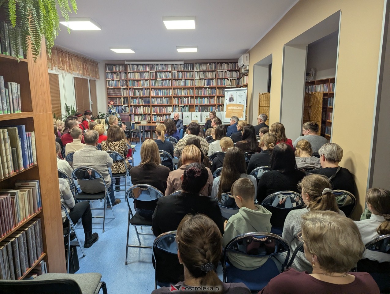 O krasnoludkach i sierotce Marysi po kurpiowsku [12.12.2025] - zdjęcie #4 - eOstroleka.pl