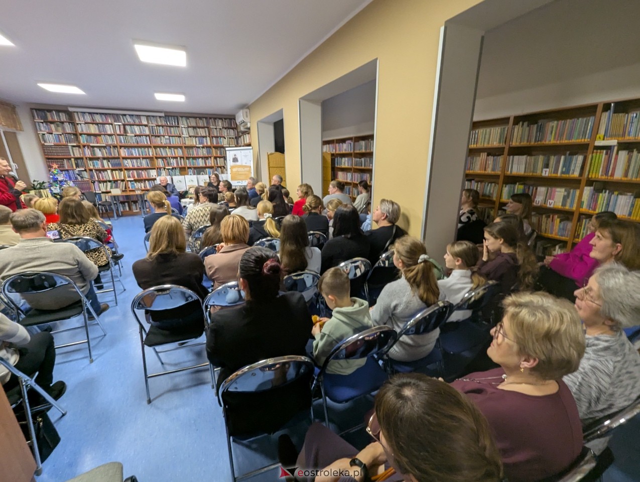 O krasnoludkach i sierotce Marysi po kurpiowsku [12.12.2025] - zdjęcie #1 - eOstroleka.pl