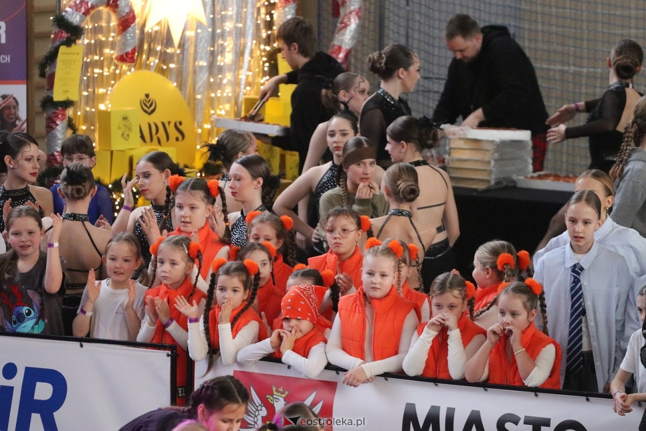 Świąteczna Gala Bezwahania Dance Center [13.12.2025] - zdjęcie #192 - eOstroleka.pl