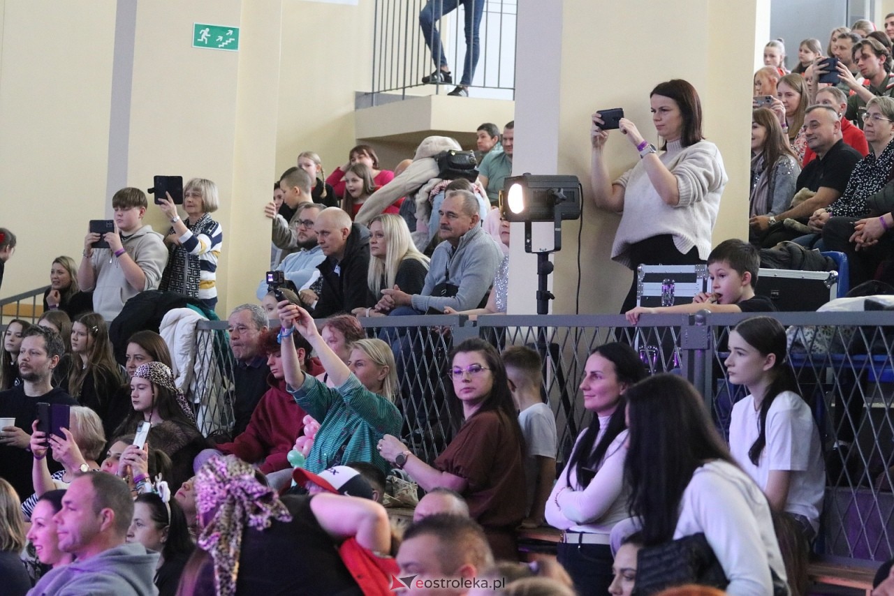 Świąteczna Gala Bezwahania Dance Center [13.12.2025] - zdjęcie #171 - eOstroleka.pl