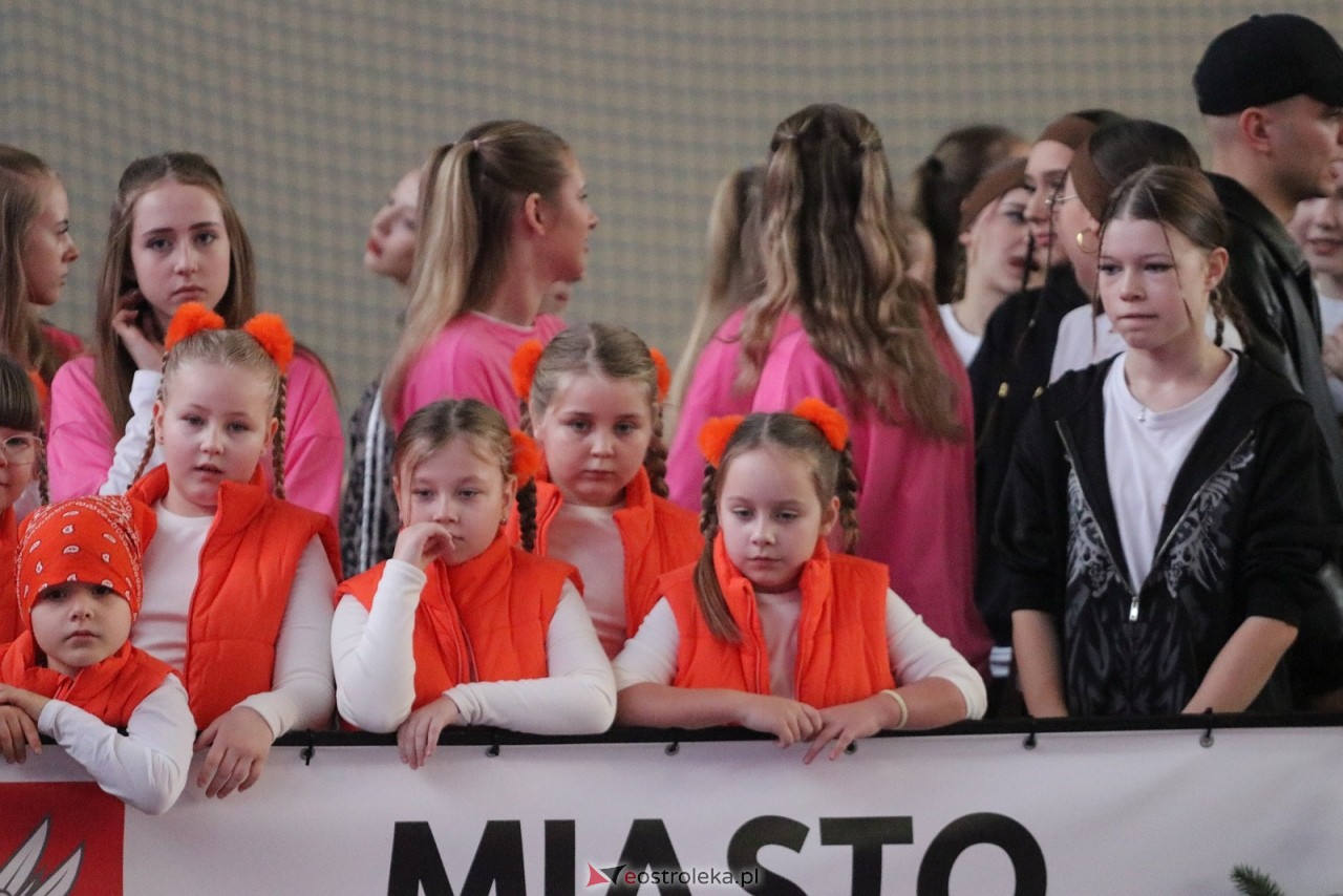 Świąteczna Gala Bezwahania Dance Center [13.12.2025] - zdjęcie #148 - eOstroleka.pl