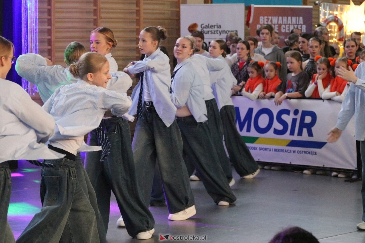Świąteczna Gala Bezwahania Dance Center [13.12.2025] - zdjęcie #124 - eOstroleka.pl