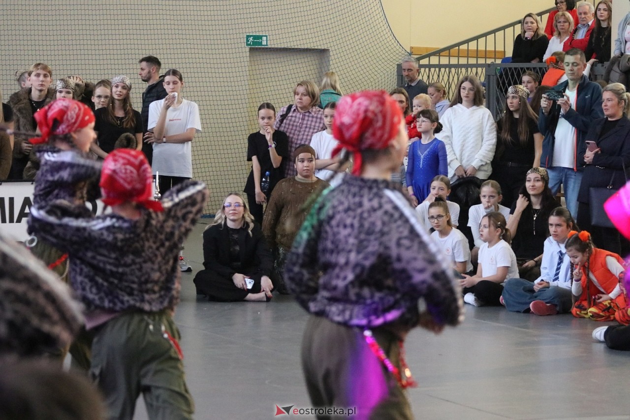 Świąteczna Gala Bezwahania Dance Center [13.12.2025] - zdjęcie #69 - eOstroleka.pl