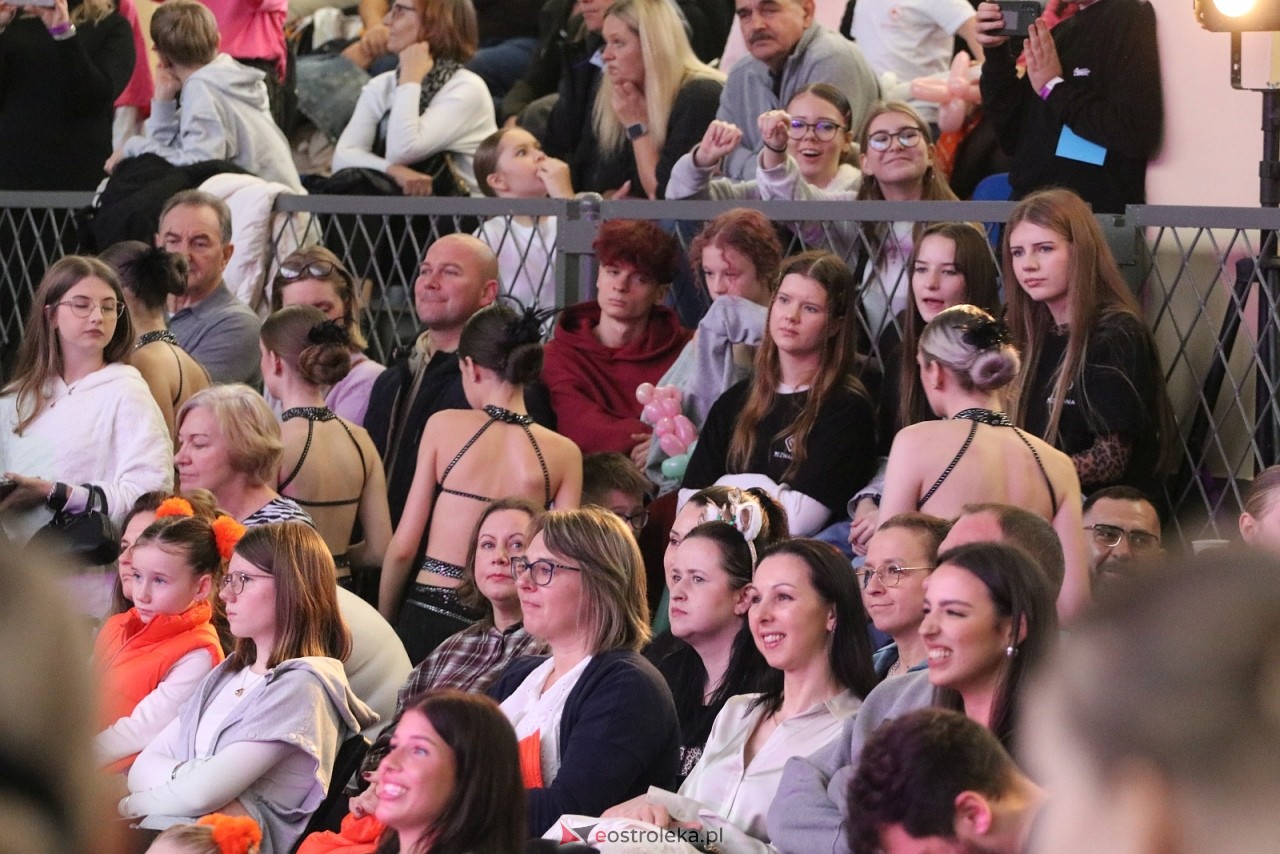 Świąteczna Gala Bezwahania Dance Center [13.12.2025] - zdjęcie #31 - eOstroleka.pl