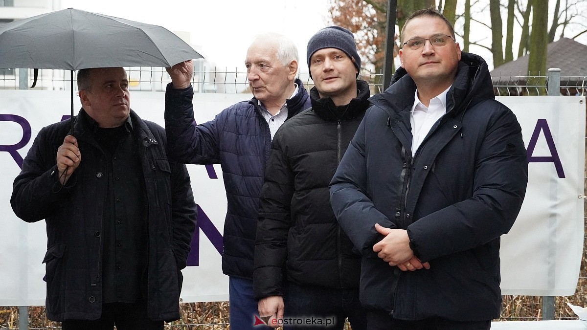 Wigilijne spotkanie na osiedlu Centrum [13.12.2025] - zdjęcie #96 - eOstroleka.pl