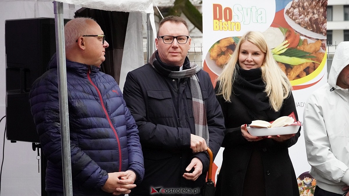 Wigilijne spotkanie na osiedlu Centrum [13.12.2025] - zdjęcie #62 - eOstroleka.pl