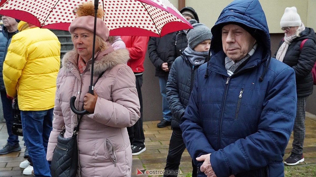 Wigilijne spotkanie na osiedlu Centrum [13.12.2025] - zdjęcie #52 - eOstroleka.pl