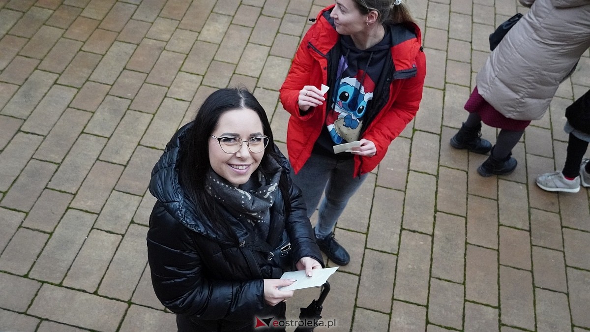 Wigilijne spotkanie na osiedlu Centrum [13.12.2025] - zdjęcie #18 - eOstroleka.pl
