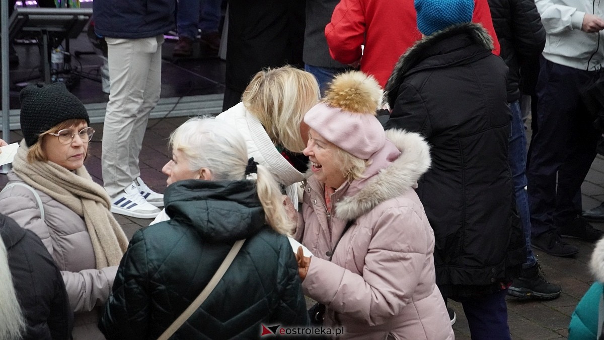 Wigilijne spotkanie na osiedlu Centrum [13.12.2025] - zdjęcie #69 - eOstroleka.pl