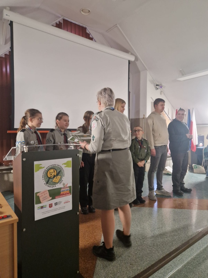 II miejskie dyktando w Ostrołęce [13.12.2025] - zdjęcie #28 - eOstroleka.pl