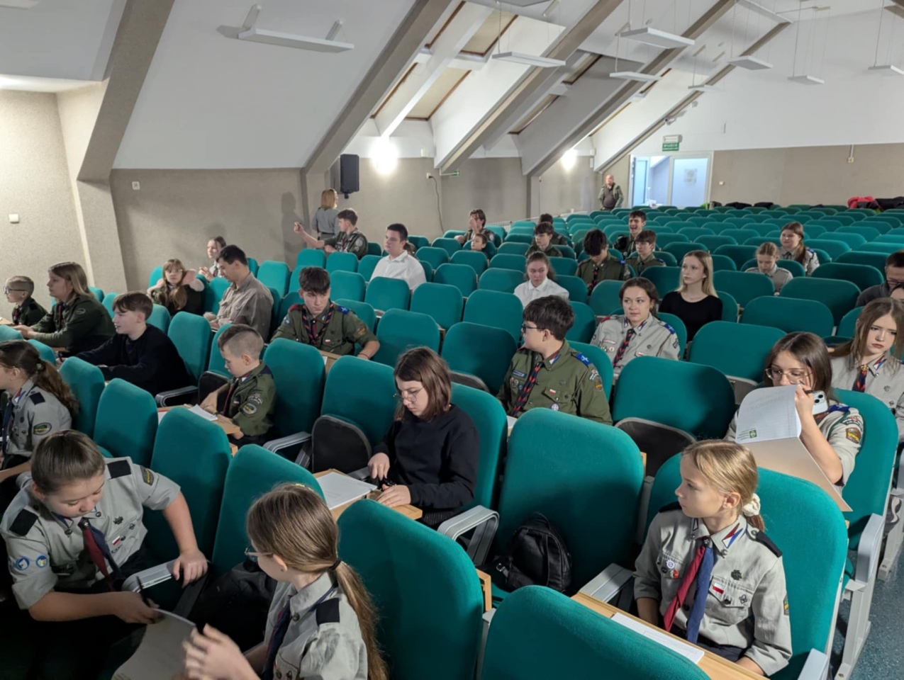 II miejskie dyktando w Ostrołęce [13.12.2025] - zdjęcie #12 - eOstroleka.pl
