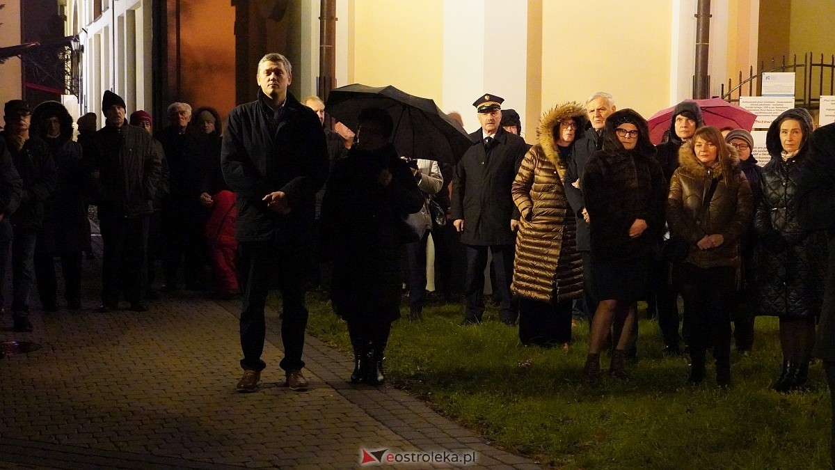 Obchody 44. rocznicy wprowadzenia w Polsce stanu wojennego [13.12.2025] - zdjęcie #15 - eOstroleka.pl