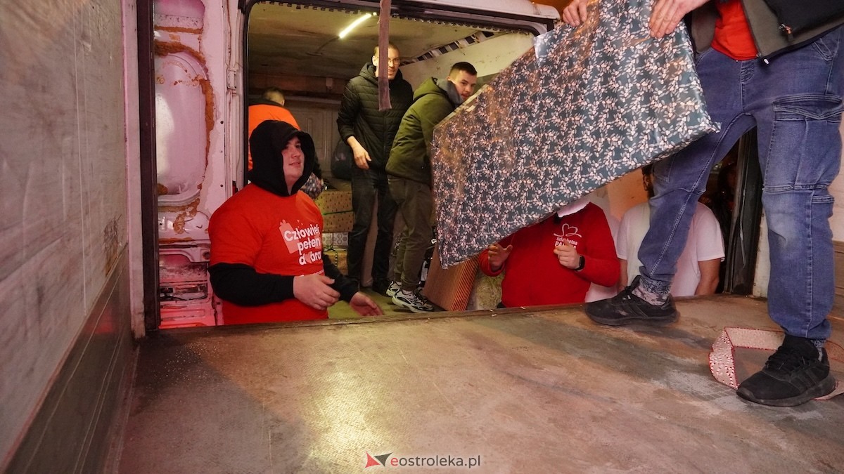 Weekend cudów trwa! Pierwszy dzień finału Szlachetnej Paczki zakończony [13.12.22025] - zdjęcie #65 - eOstroleka.pl