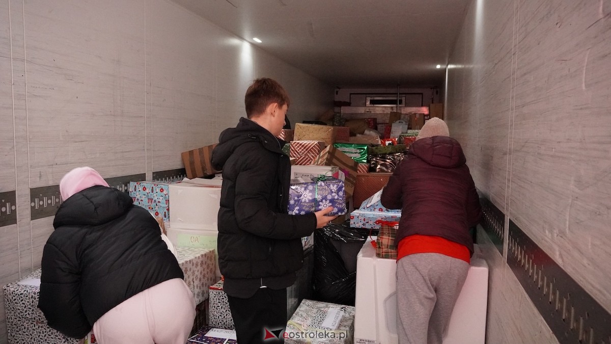 Weekend cudów trwa! Pierwszy dzień finału Szlachetnej Paczki zakończony [13.12.22025] - zdjęcie #59 - eOstroleka.pl