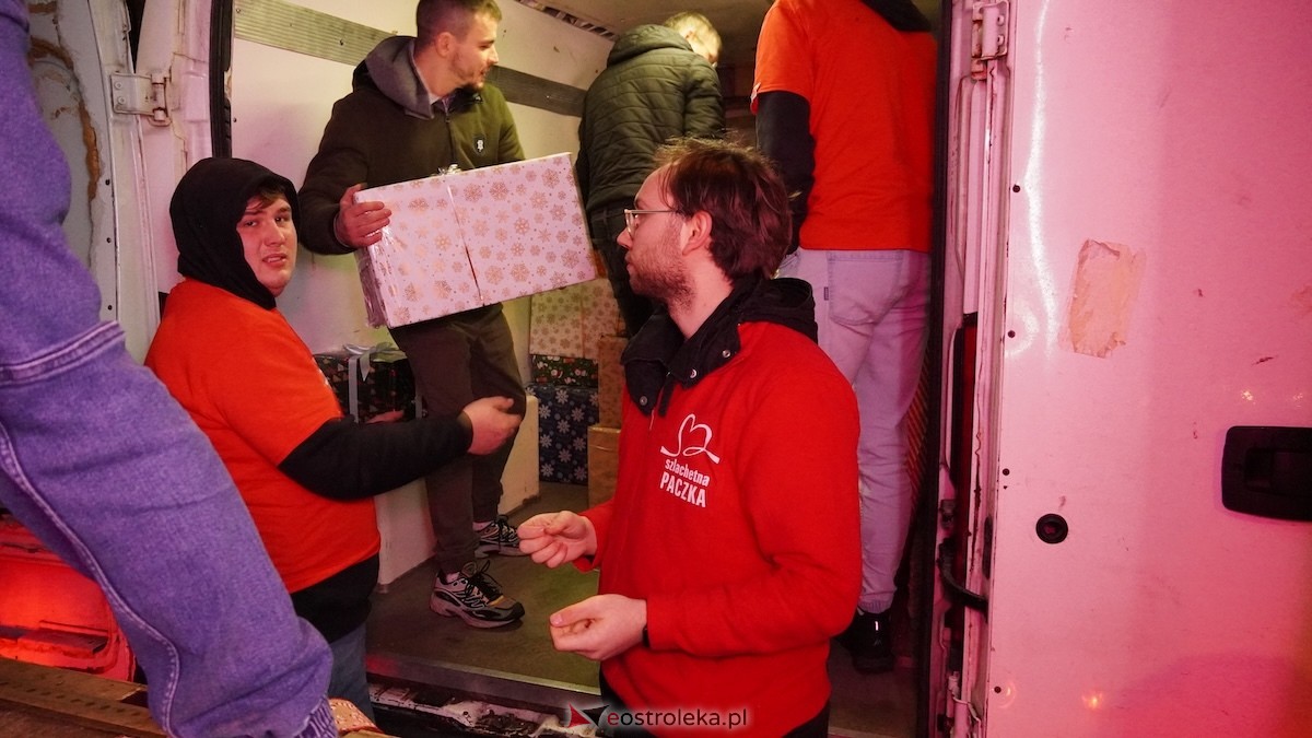 Weekend cudów trwa! Pierwszy dzień finału Szlachetnej Paczki zakończony [13.12.22025] - zdjęcie #57 - eOstroleka.pl