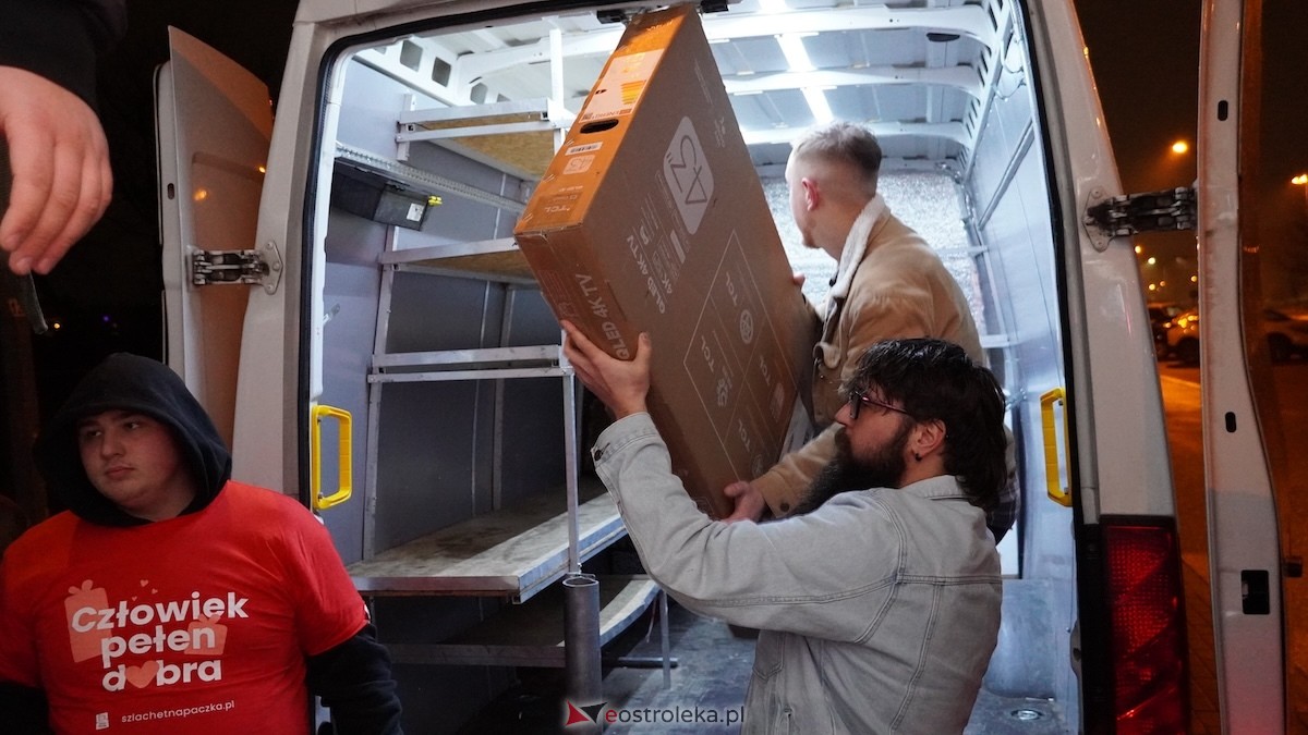 Weekend cudów trwa! Pierwszy dzień finału Szlachetnej Paczki zakończony [13.12.22025] - zdjęcie #42 - eOstroleka.pl