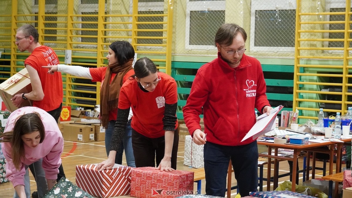 Weekend cudów trwa! Pierwszy dzień finału Szlachetnej Paczki zakończony [13.12.22025] - zdjęcie #33 - eOstroleka.pl