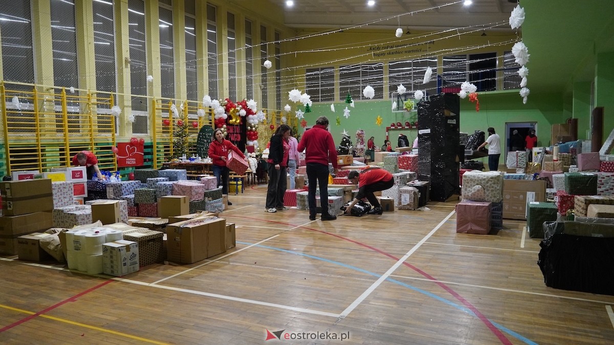 Weekend cudów trwa! Pierwszy dzień finału Szlachetnej Paczki zakończony [13.12.22025] - zdjęcie #19 - eOstroleka.pl