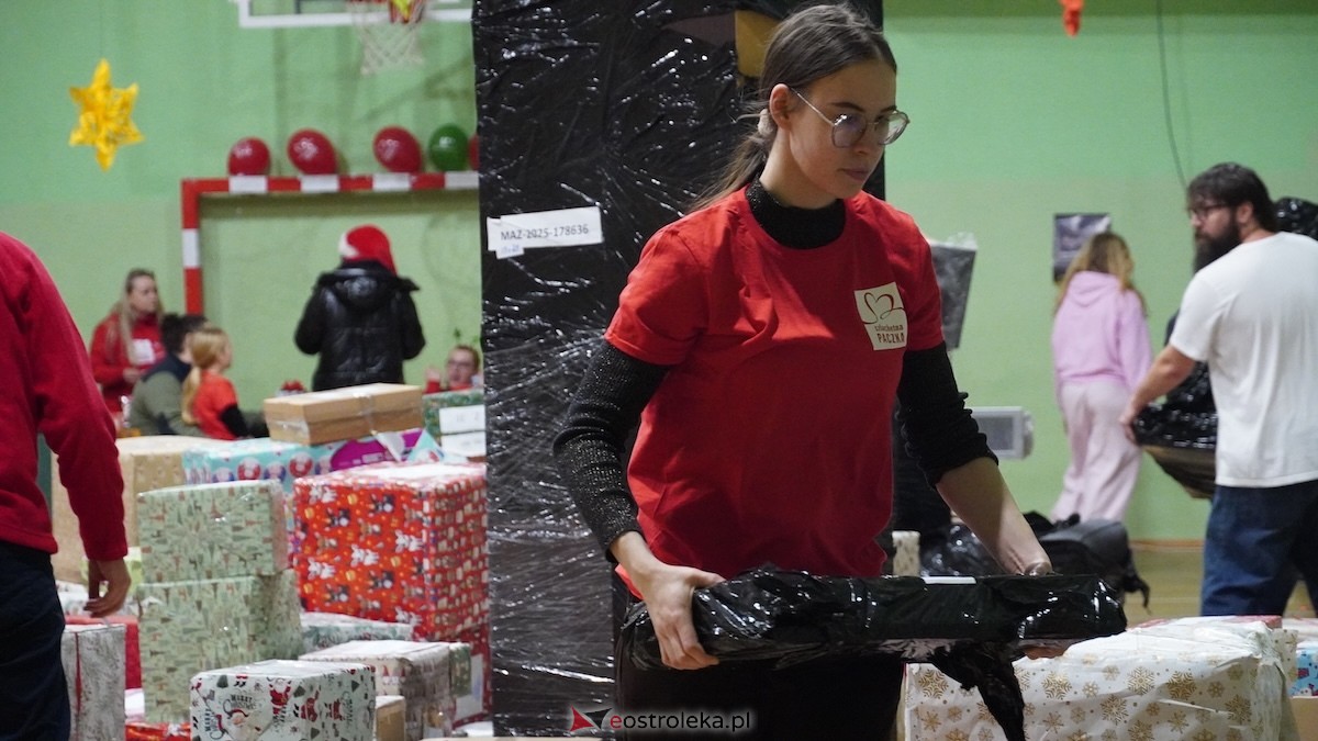 Weekend cudów trwa! Pierwszy dzień finału Szlachetnej Paczki zakończony [13.12.22025] - zdjęcie #17 - eOstroleka.pl