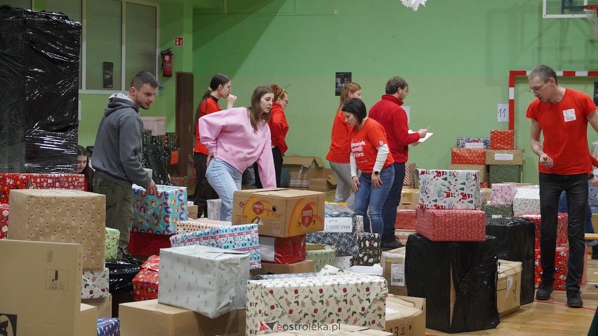 Weekend cudów trwa! Pierwszy dzień finału Szlachetnej Paczki zakończony [13.12.22025] - zdjęcie #8 - eOstroleka.pl