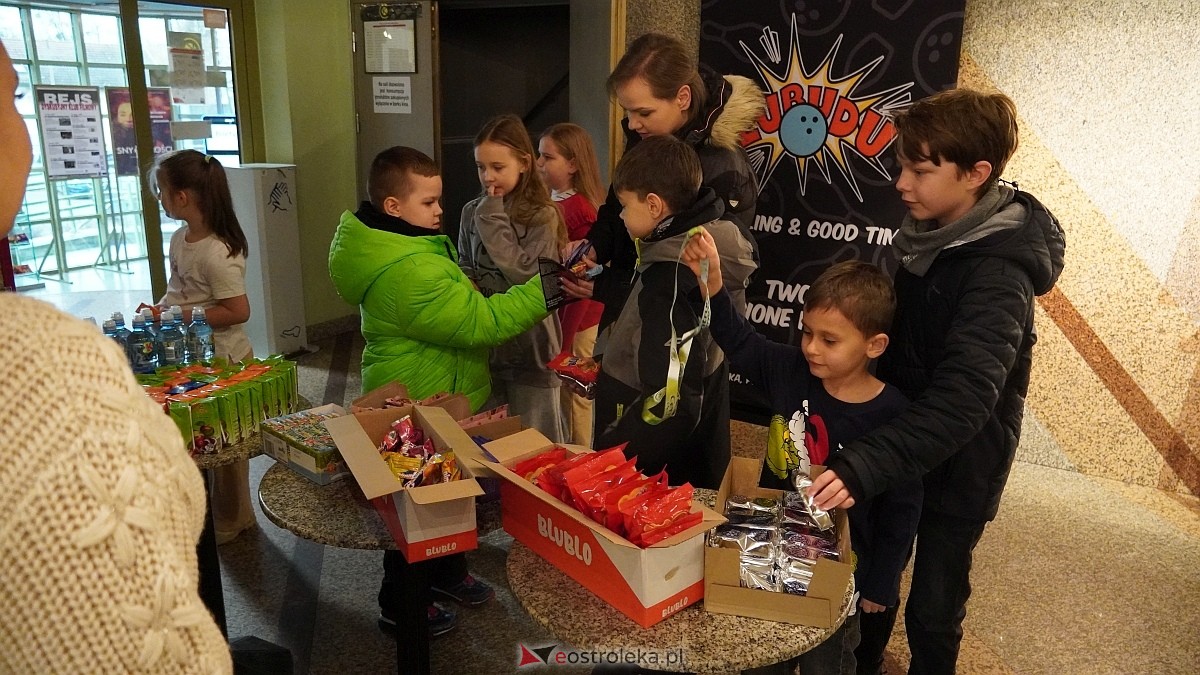 Choinkowe spotkanie trzech ostrołęckich osiedli w Kinie Jantar [14.12.2025] - zdjęcie #27 - eOstroleka.pl