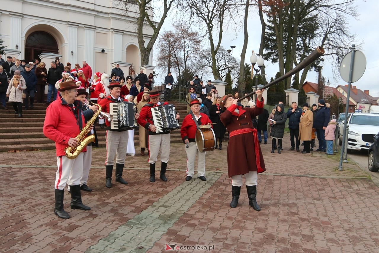 Jarmark Bożonarodzeniowy w Kadzidle [14.12.2025] - zdjęcie #145 - eOstroleka.pl