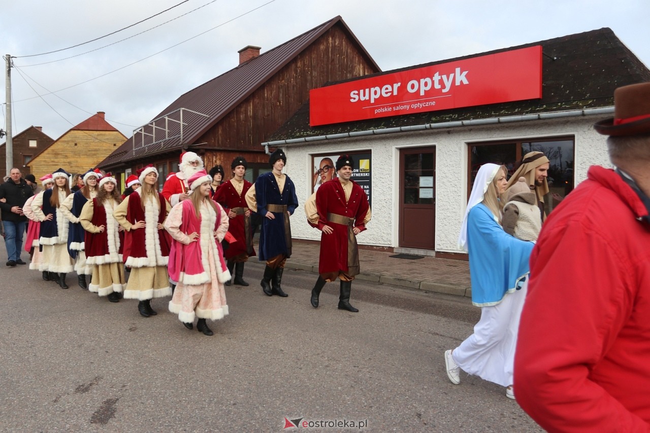 Jarmark Bożonarodzeniowy w Kadzidle [14.12.2025] - zdjęcie #136 - eOstroleka.pl