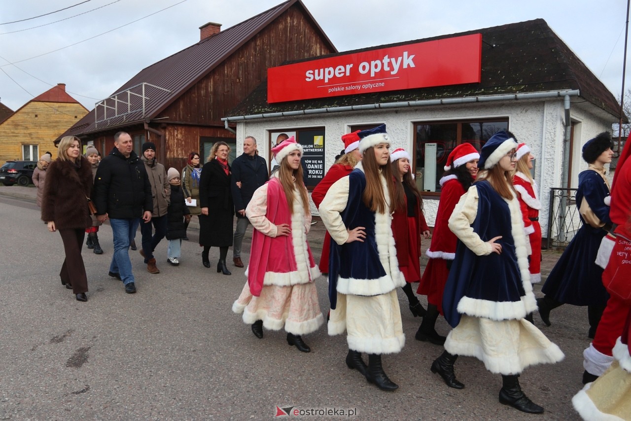 Jarmark Bożonarodzeniowy w Kadzidle [14.12.2025] - zdjęcie #131 - eOstroleka.pl