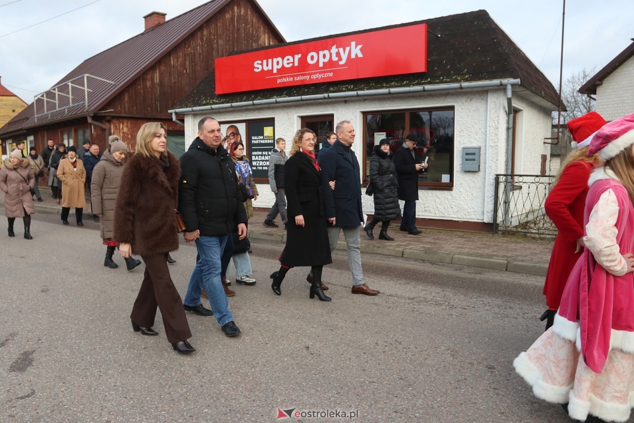 Jarmark Bożonarodzeniowy w Kadzidle [14.12.2025] - zdjęcie #129 - eOstroleka.pl