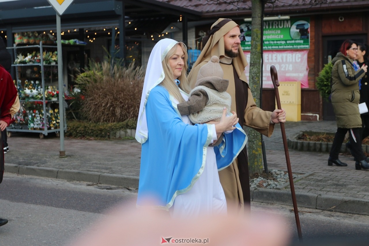 Jarmark Bożonarodzeniowy w Kadzidle [14.12.2025] - zdjęcie #123 - eOstroleka.pl