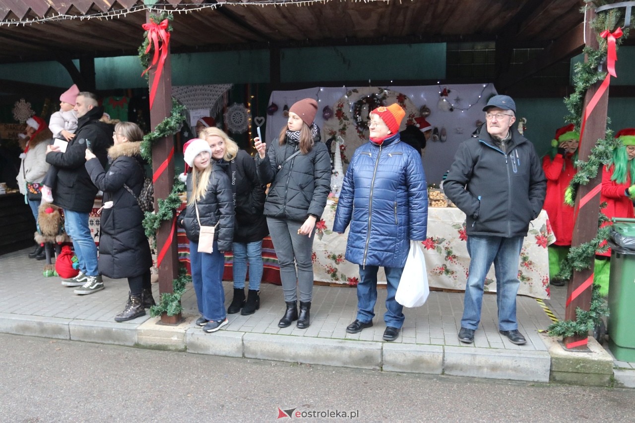 Jarmark Bożonarodzeniowy w Kadzidle [14.12.2025] - zdjęcie #95 - eOstroleka.pl