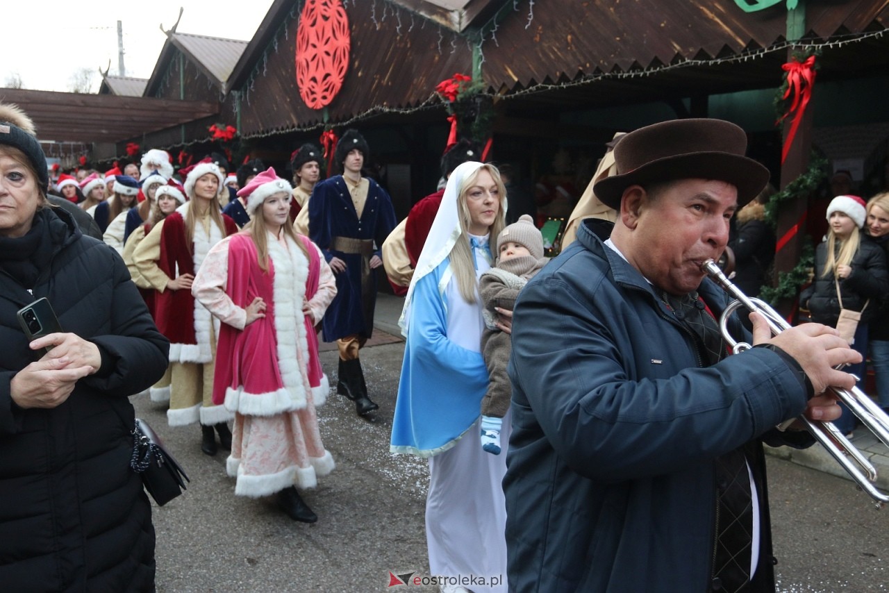 Jarmark Bożonarodzeniowy w Kadzidle [14.12.2025] - zdjęcie #87 - eOstroleka.pl