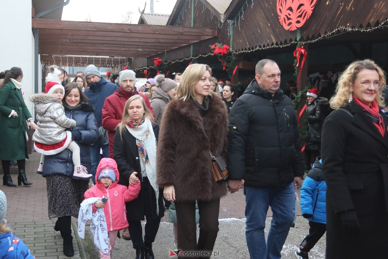 Jarmark Bożonarodzeniowy w Kadzidle [14.12.2025] - zdjęcie #77 - eOstroleka.pl