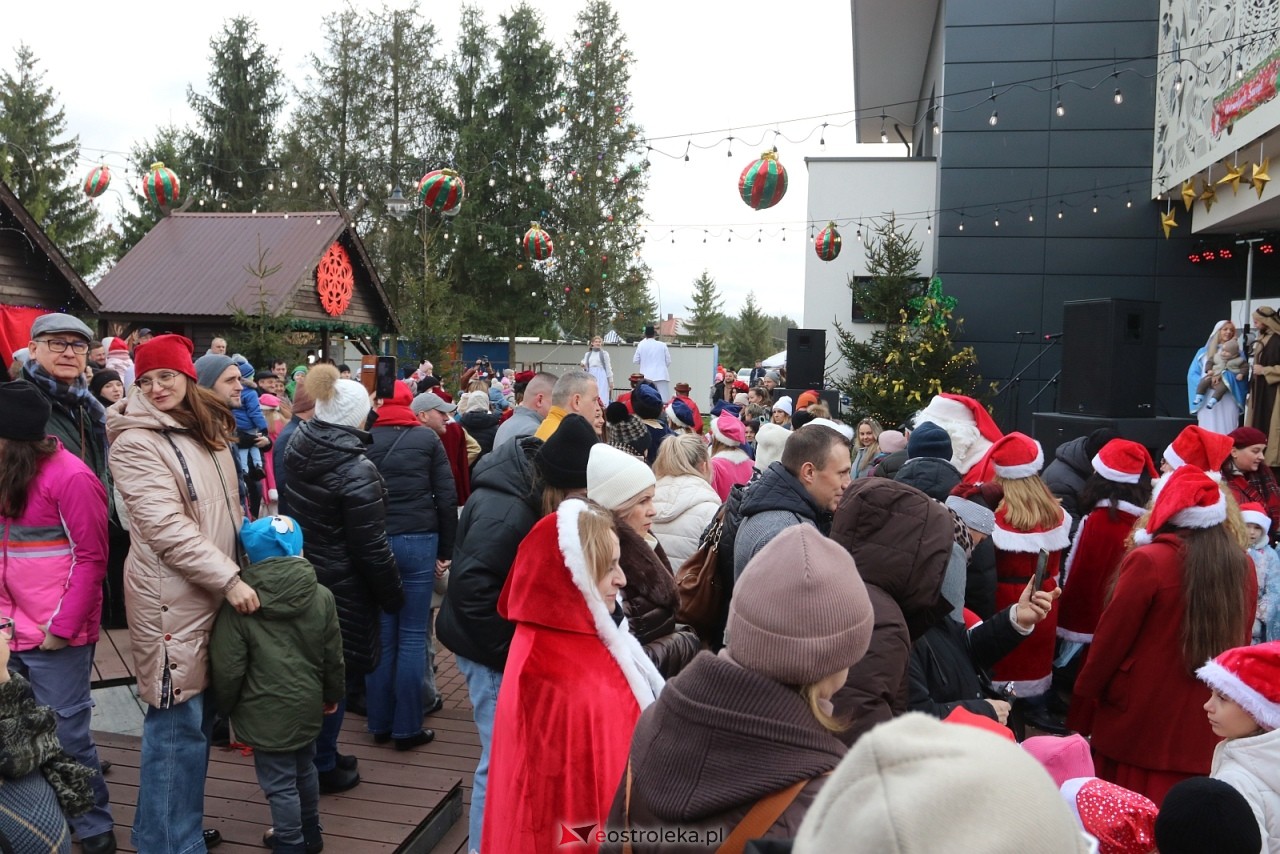 Jarmark Bożonarodzeniowy w Kadzidle [14.12.2025] - zdjęcie #74 - eOstroleka.pl