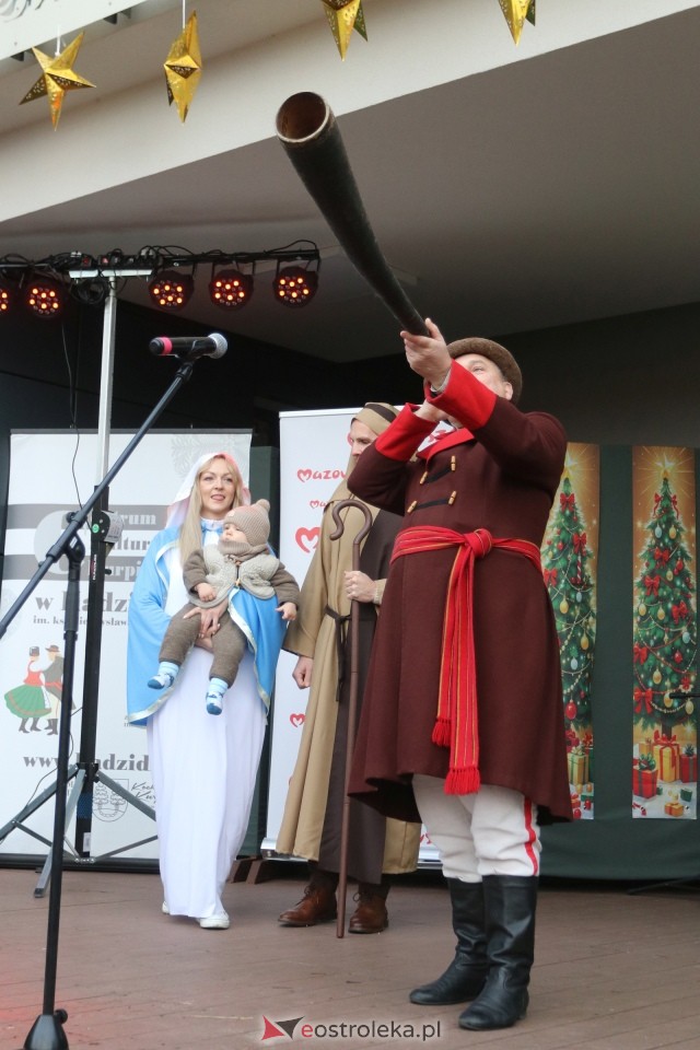 Jarmark Bożonarodzeniowy w Kadzidle [14.12.2025] - zdjęcie #71 - eOstroleka.pl