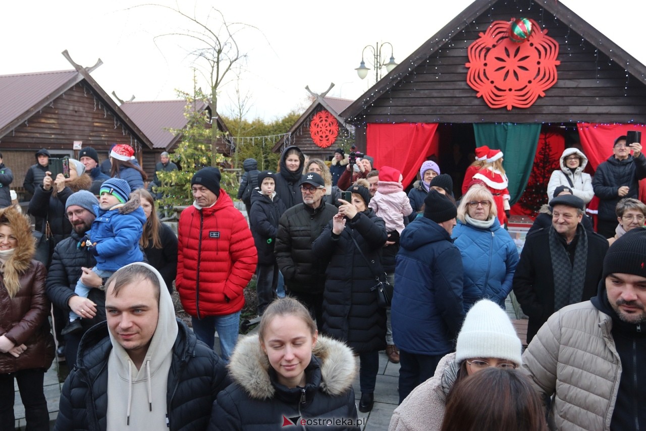 Jarmark Bożonarodzeniowy w Kadzidle [14.12.2025] - zdjęcie #61 - eOstroleka.pl