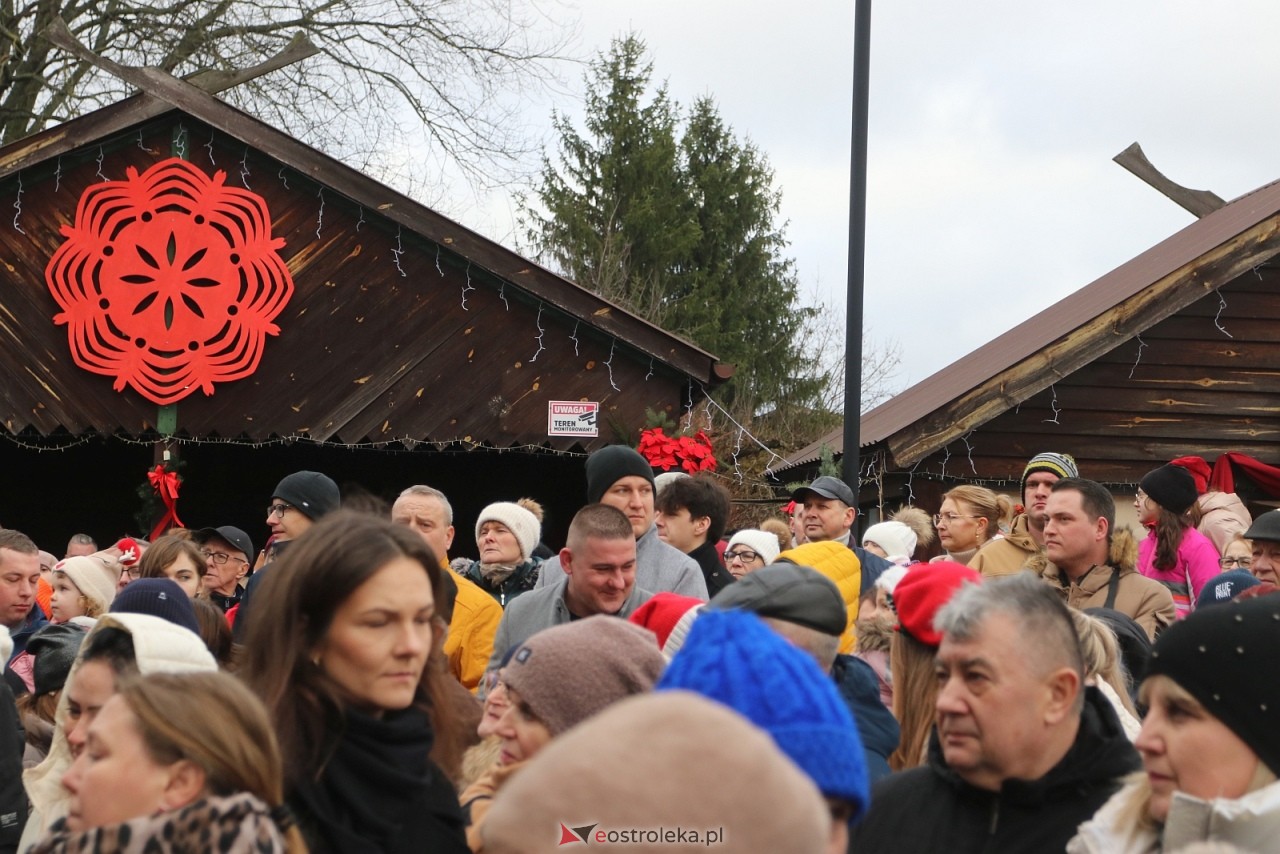 Jarmark Bożonarodzeniowy w Kadzidle [14.12.2025] - zdjęcie #48 - eOstroleka.pl