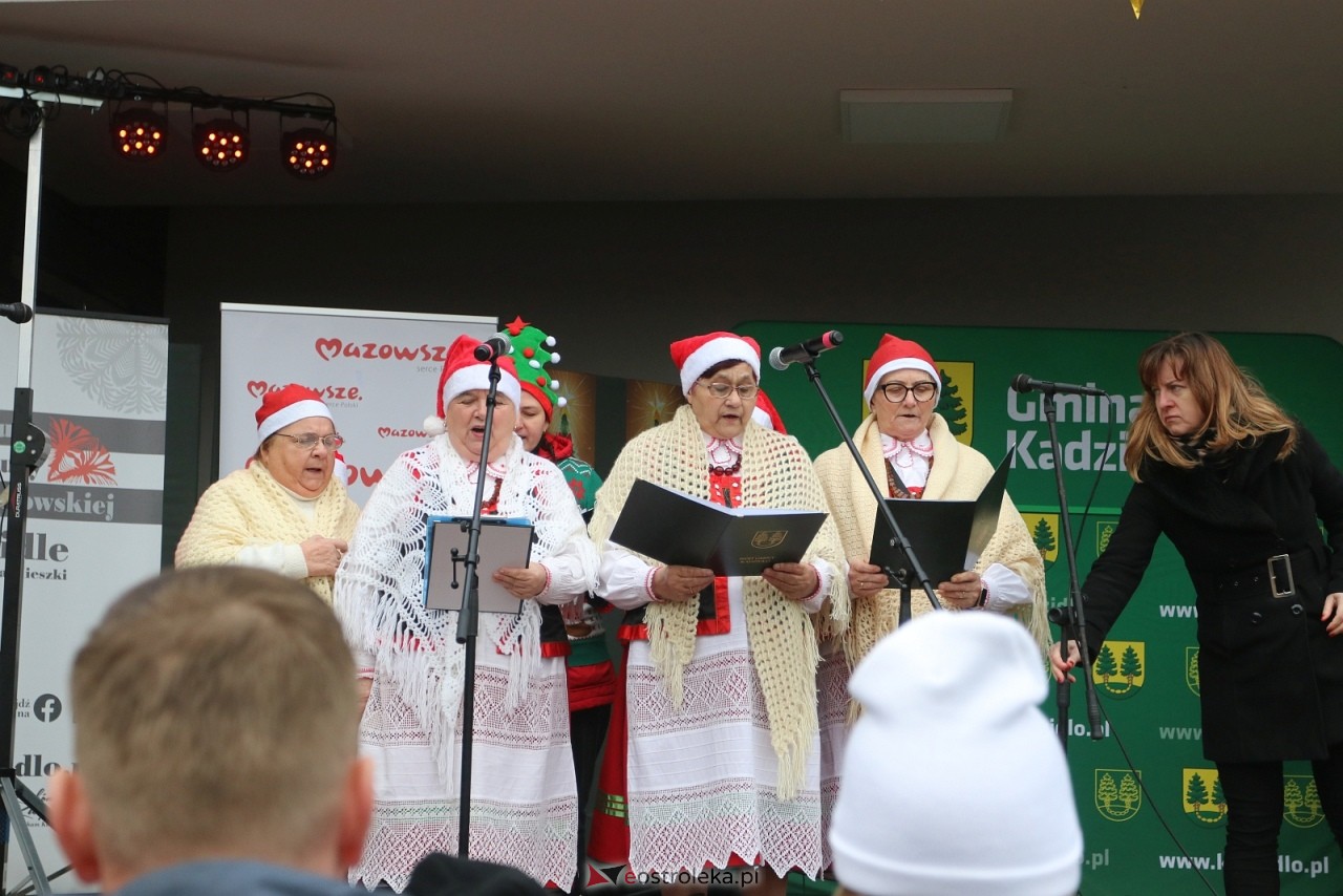 Jarmark Bożonarodzeniowy w Kadzidle [14.12.2025] - zdjęcie #42 - eOstroleka.pl
