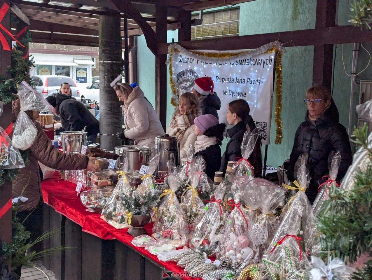 Jarmark Bożonarodzeniowy w Kadzidle [14.12.2025] - zdjęcie #36 - eOstroleka.pl