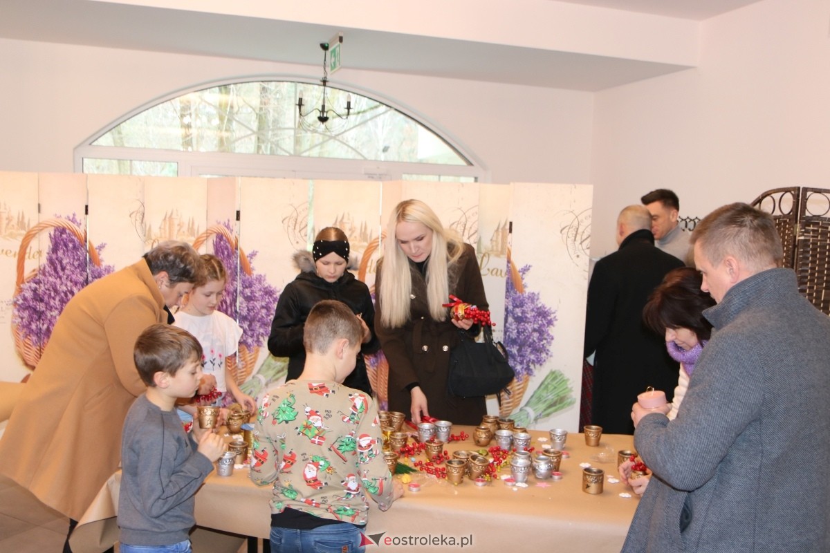 Jarmark Bożonarodzeniowy w Czerwinie [14.12.2025] - zdjęcie #125 - eOstroleka.pl