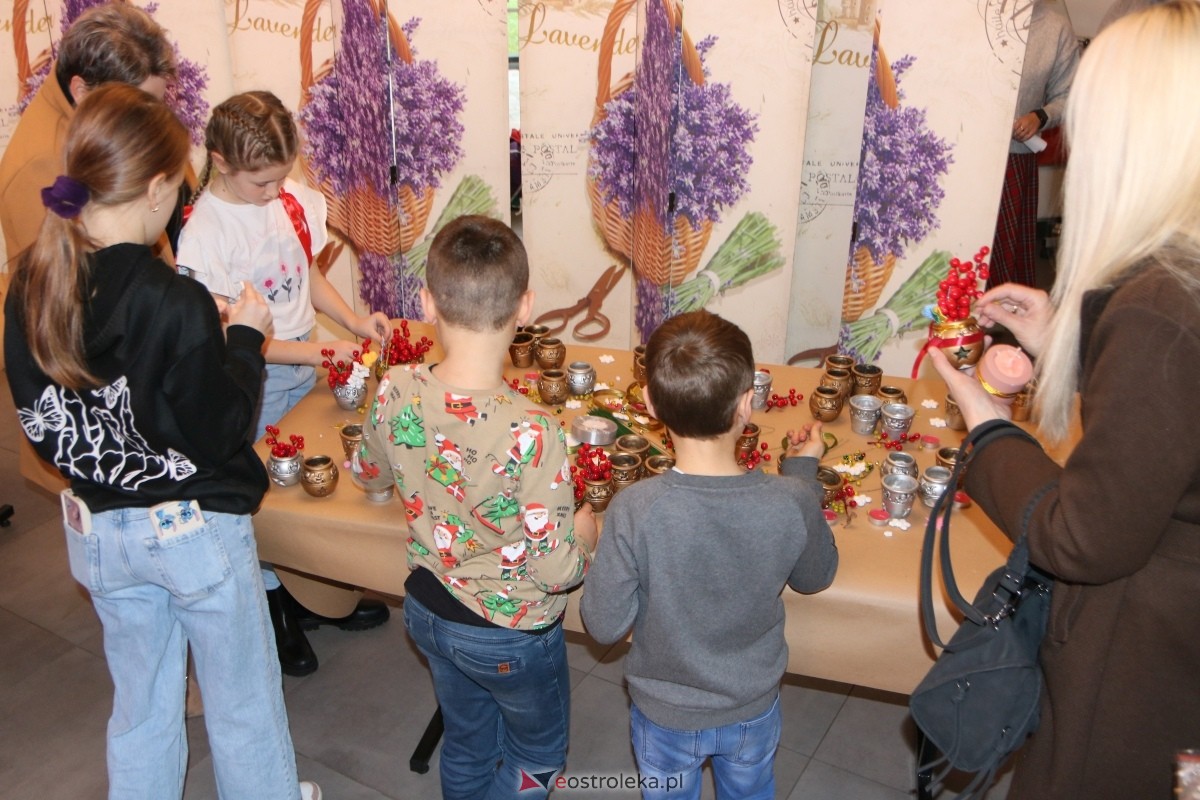 Jarmark Bożonarodzeniowy w Czerwinie [14.12.2025] - zdjęcie #124 - eOstroleka.pl