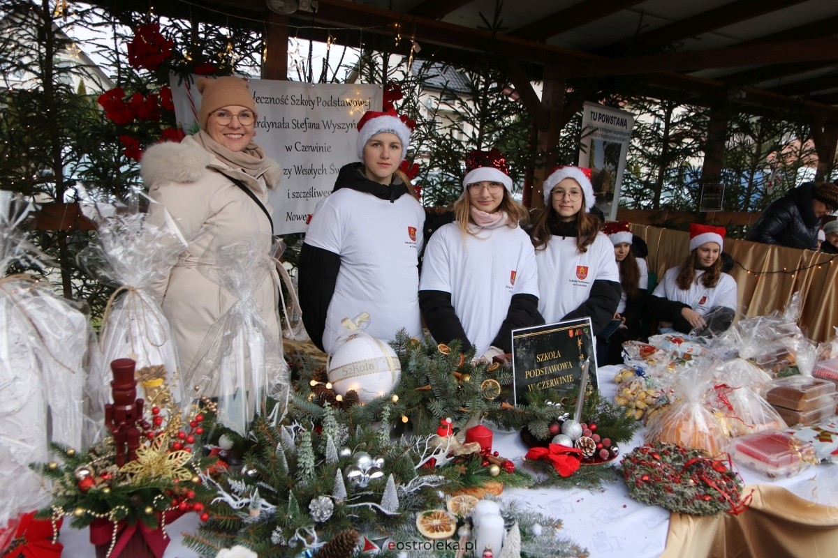 Jarmark Bożonarodzeniowy w Czerwinie [14.12.2025] - zdjęcie #85 - eOstroleka.pl