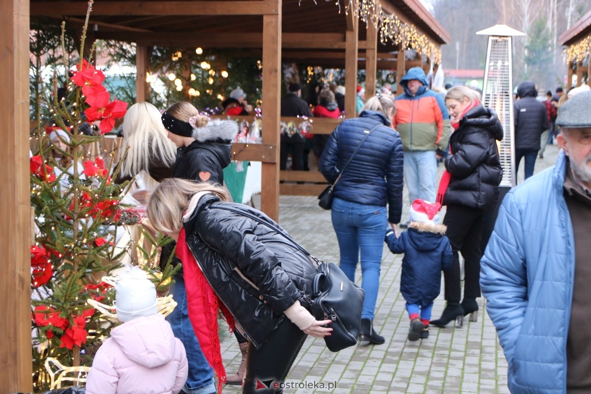 Jarmark Bożonarodzeniowy w Czerwinie [14.12.2025] - zdjęcie #78 - eOstroleka.pl